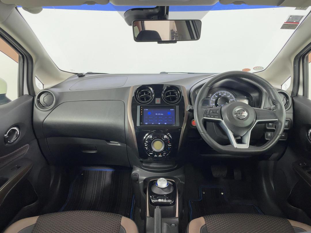 Photo '17' of Nissan Note