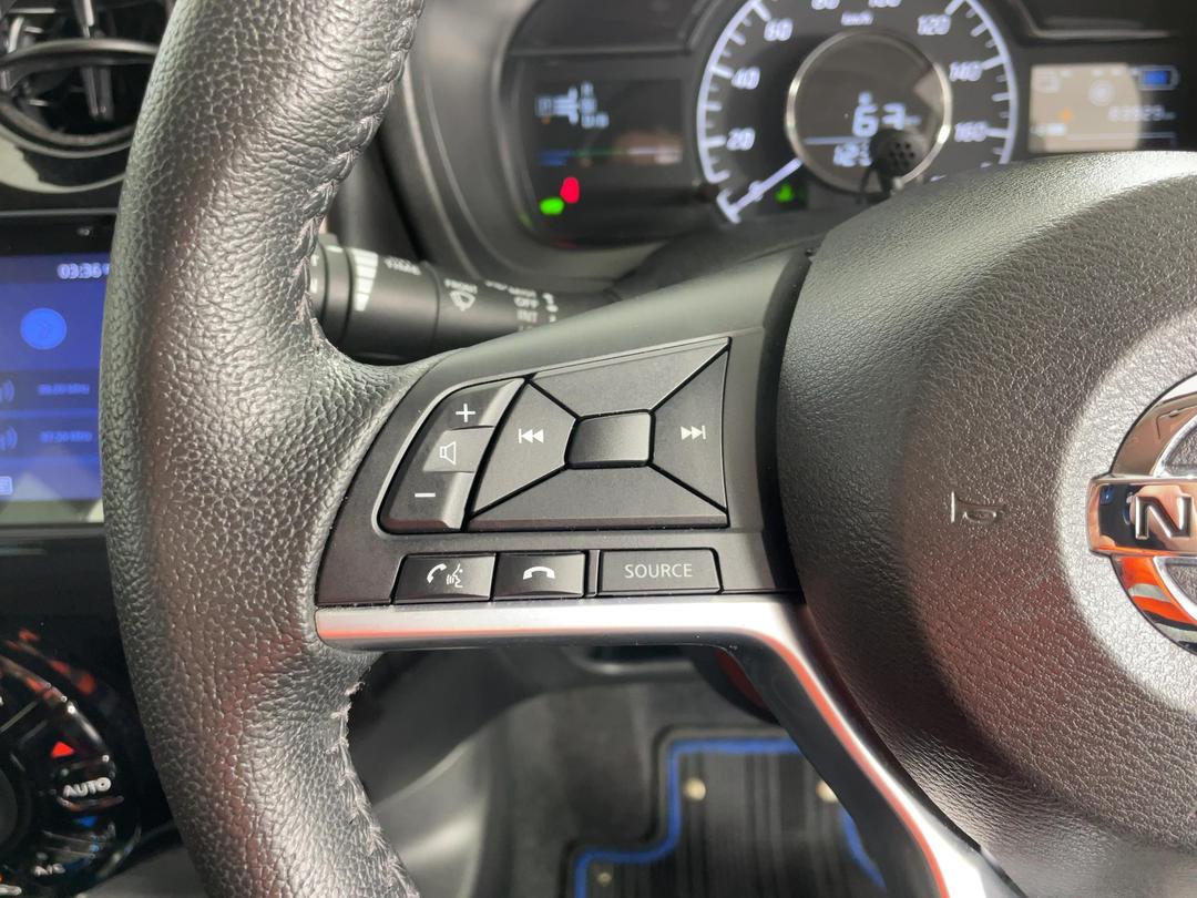 Photo '23' of Nissan Note