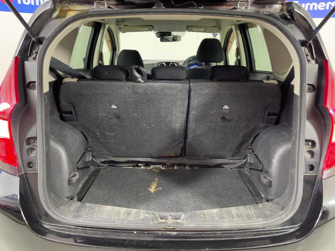 Photo '14' of Nissan Note
