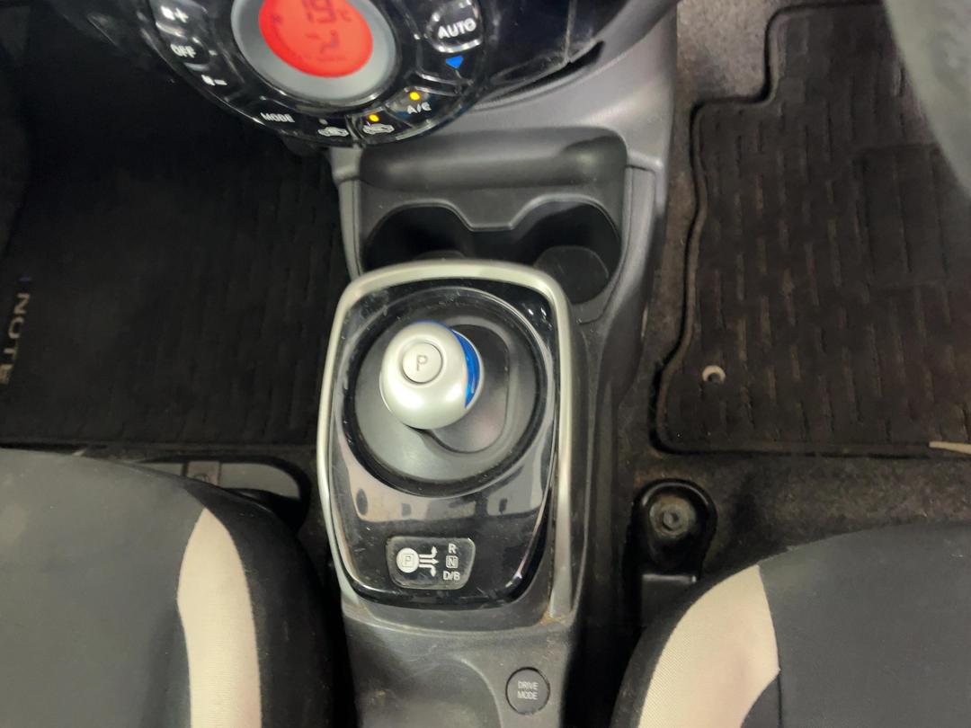Photo '18' of Nissan Note
