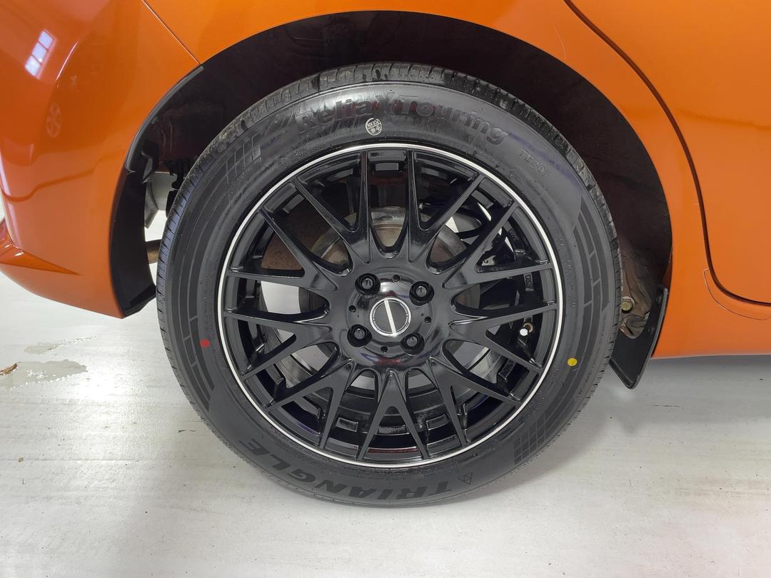 Photo '12' of Nissan Note