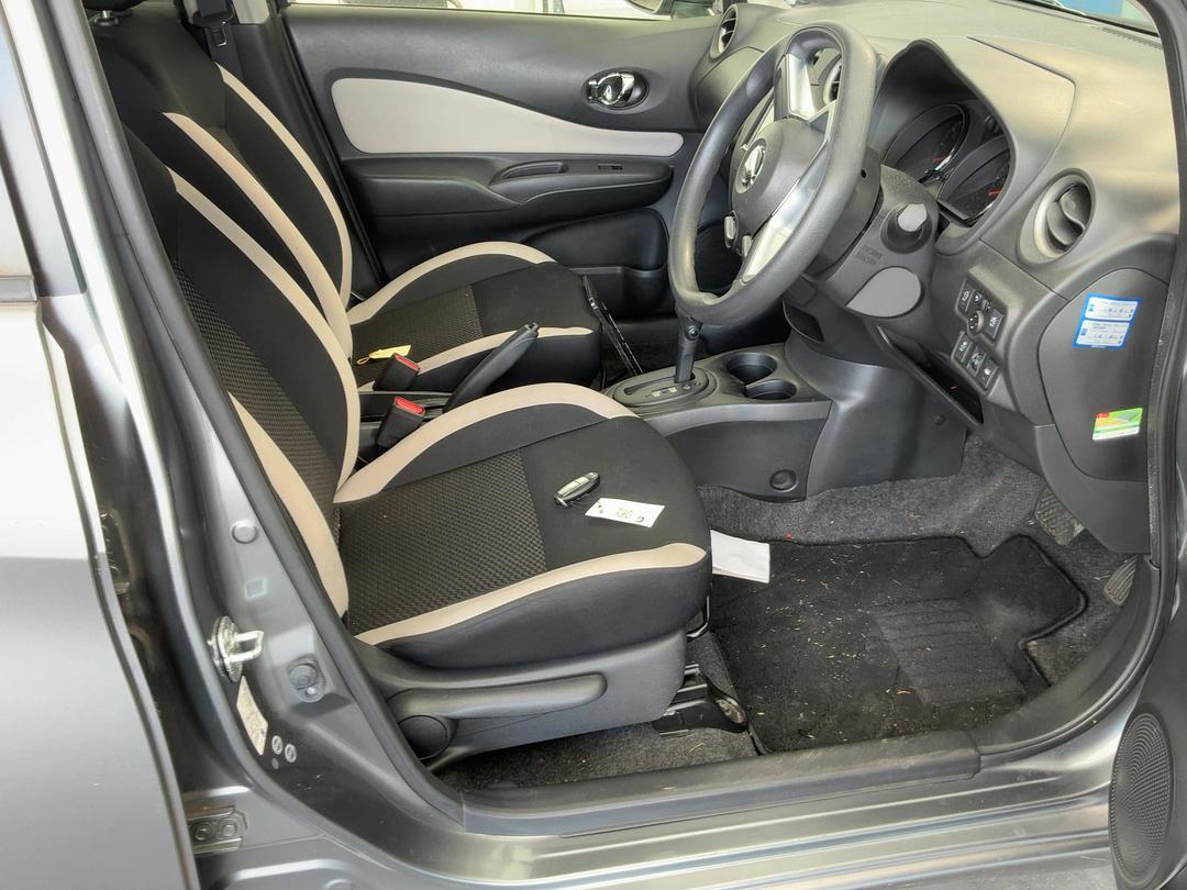 Photo '20' of Nissan Note Photo '20' of Nissan Note