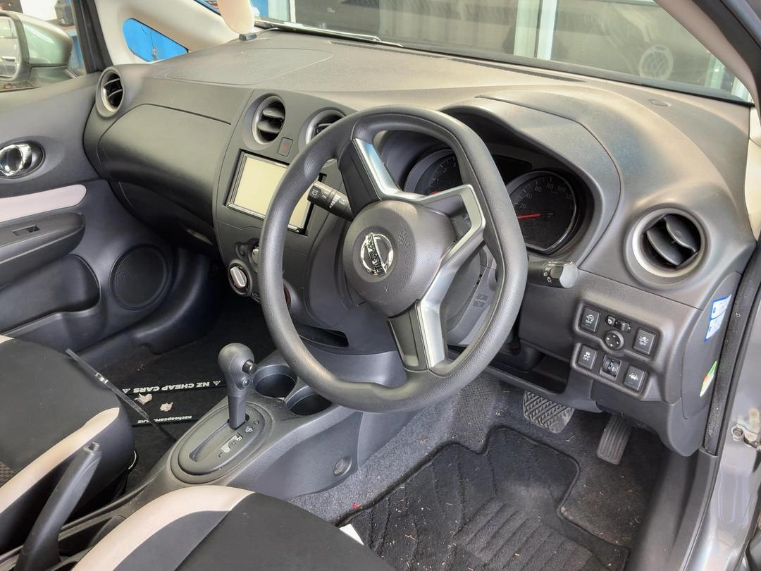 Photo '21' of Nissan Note Photo '21' of Nissan Note