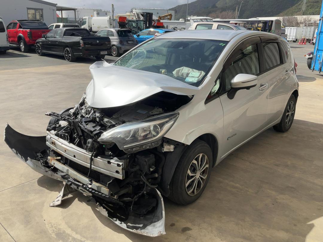 Photo '4' of Nissan Note Photo '4' of Nissan Note