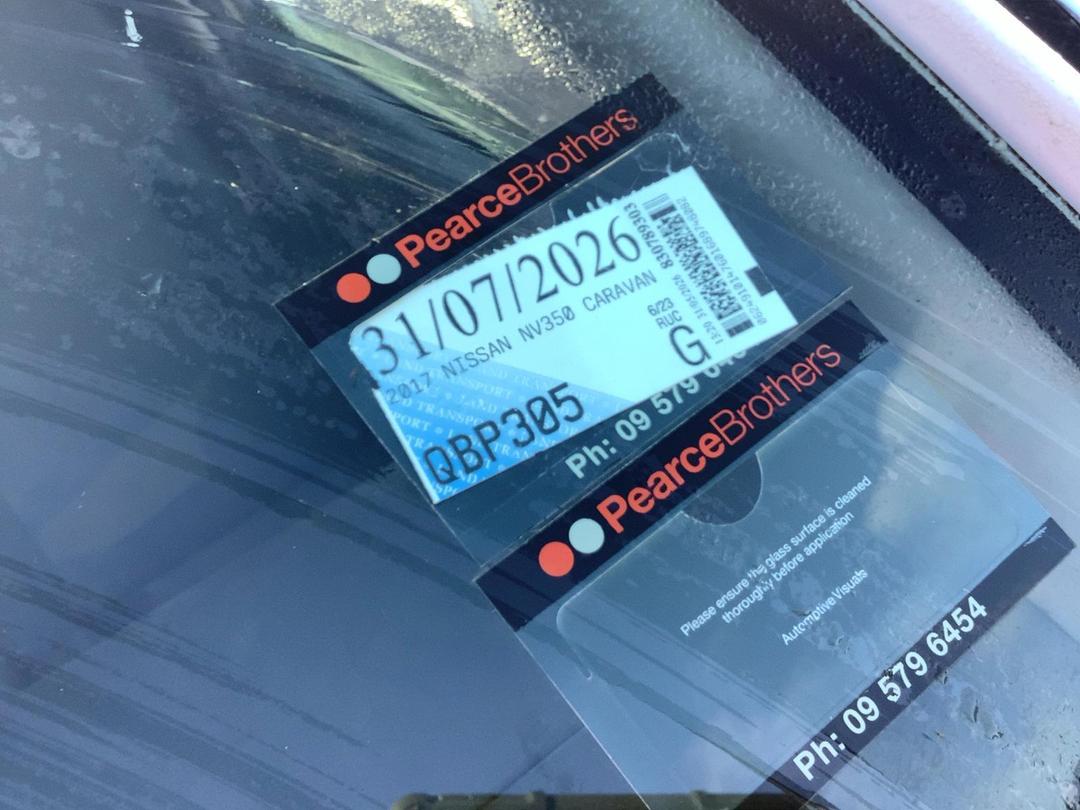 Photo '14' of Nissan NV350