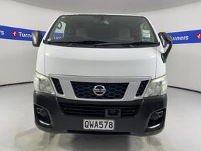 Photo '2' of Nissan NV350