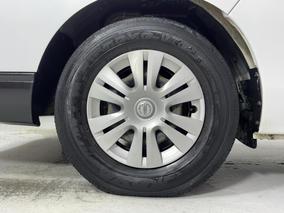 Photo '10' of Nissan NV350