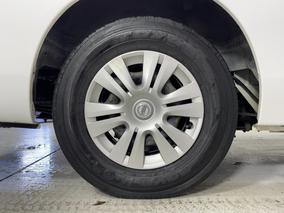 Photo '12' of Nissan NV350