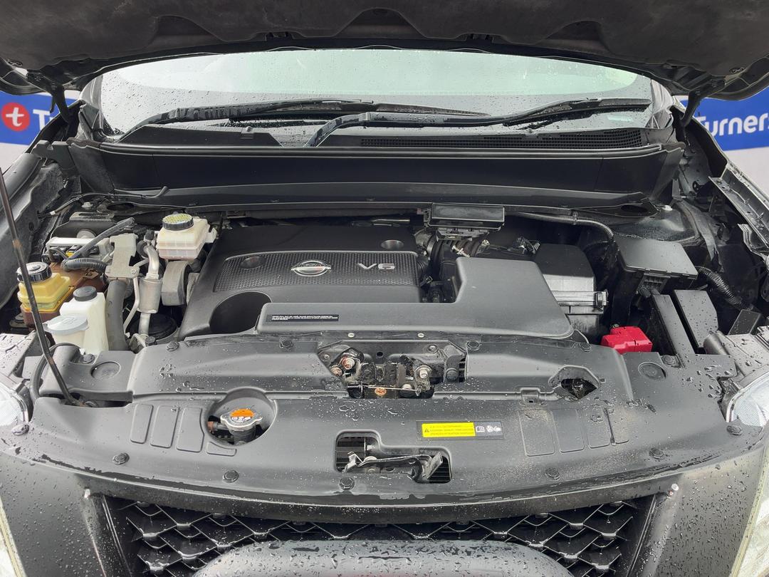 Photo '13' of Nissan Pathfinder