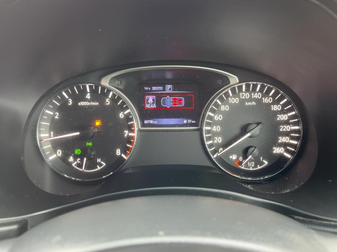 Photo '21' of Nissan Pathfinder