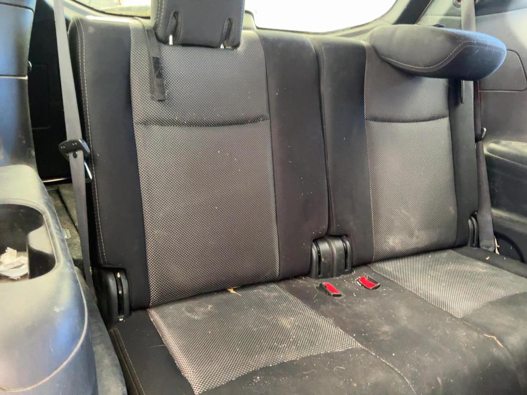 Photo '6' of Nissan Pathfinder ST Photo '6' of Nissan Pathfinder ST
