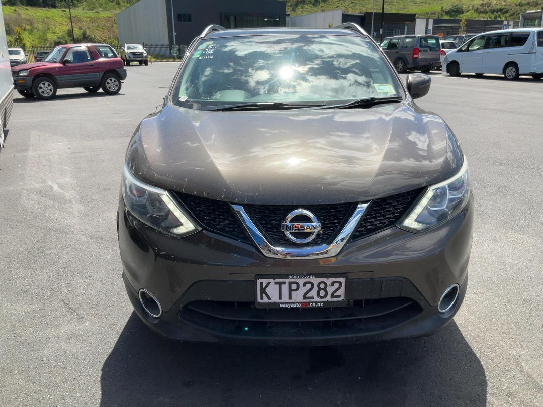 Photo '2' of Nissan Qashqai ST-L