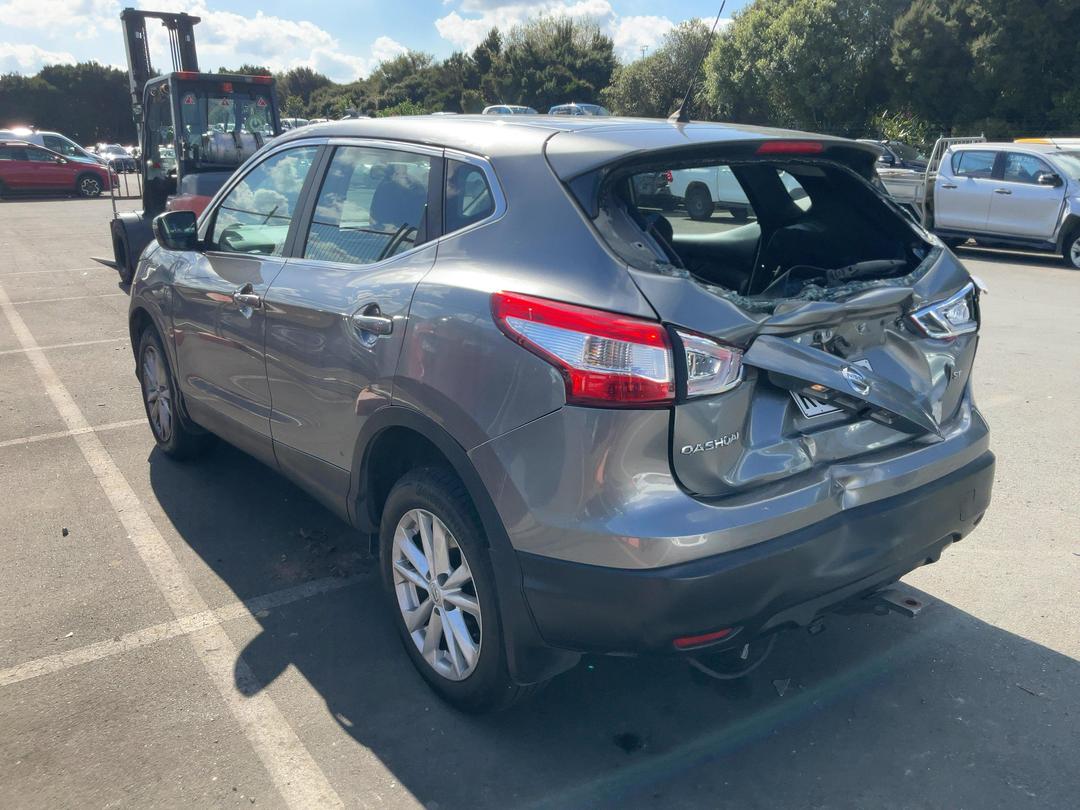 Photo '3' of Nissan Qashqai ST