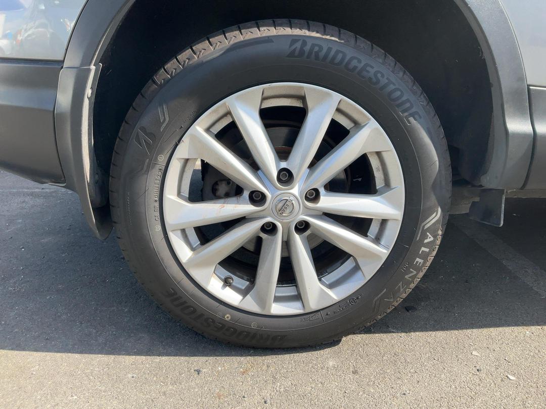 Photo '7' of Nissan Qashqai ST