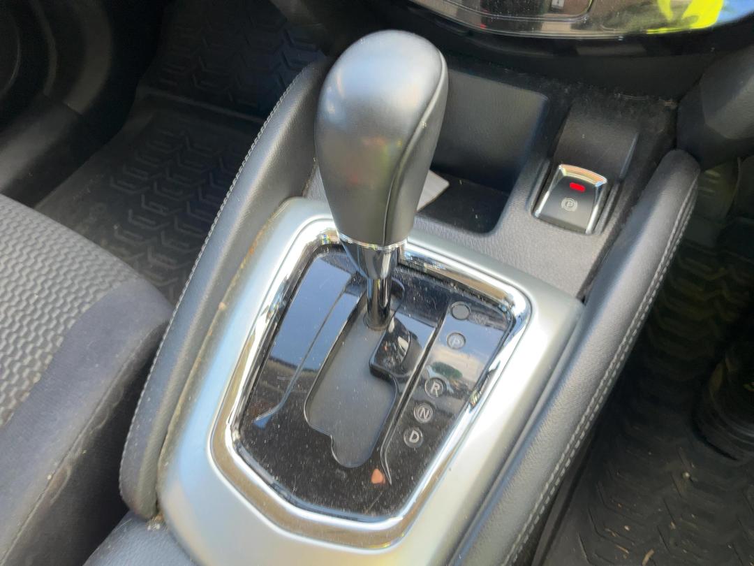 Photo '13' of Nissan Qashqai ST