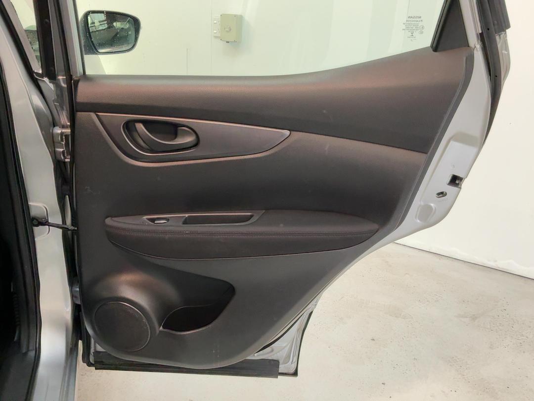 Photo '19' of Nissan Qashqai
