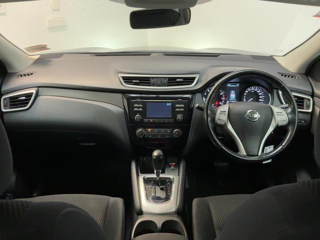 Photo '17' of Nissan Qashqai