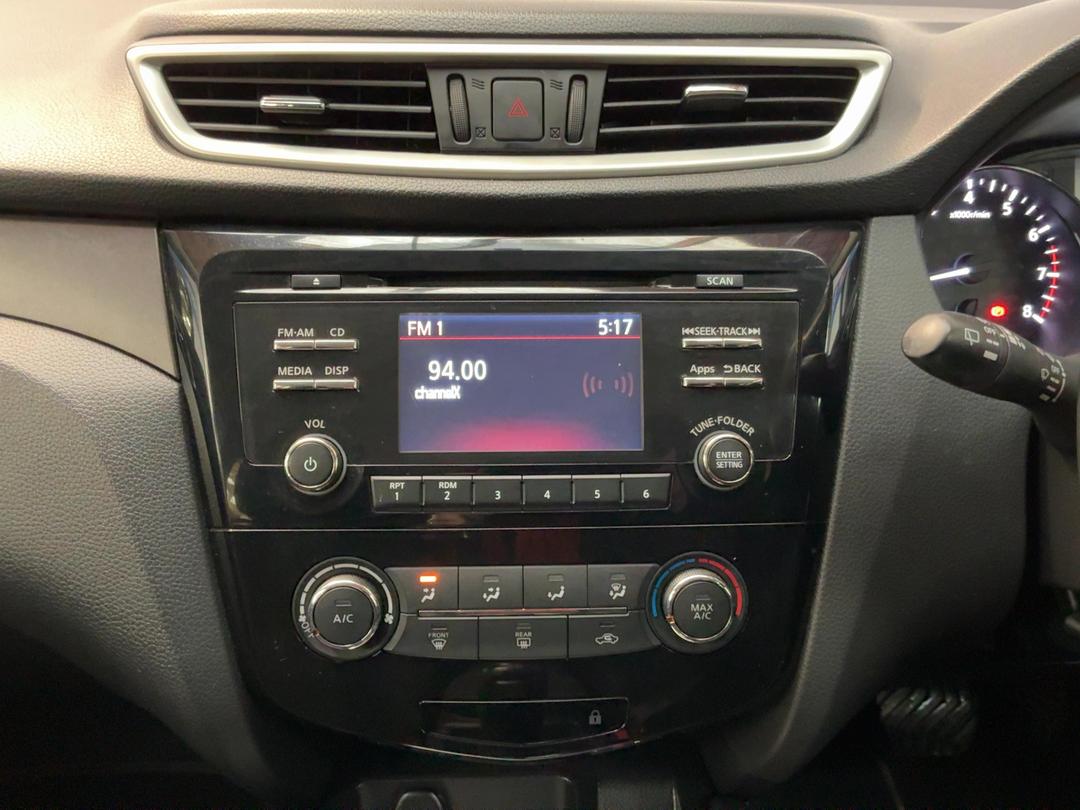 Photo '18' of Nissan Qashqai