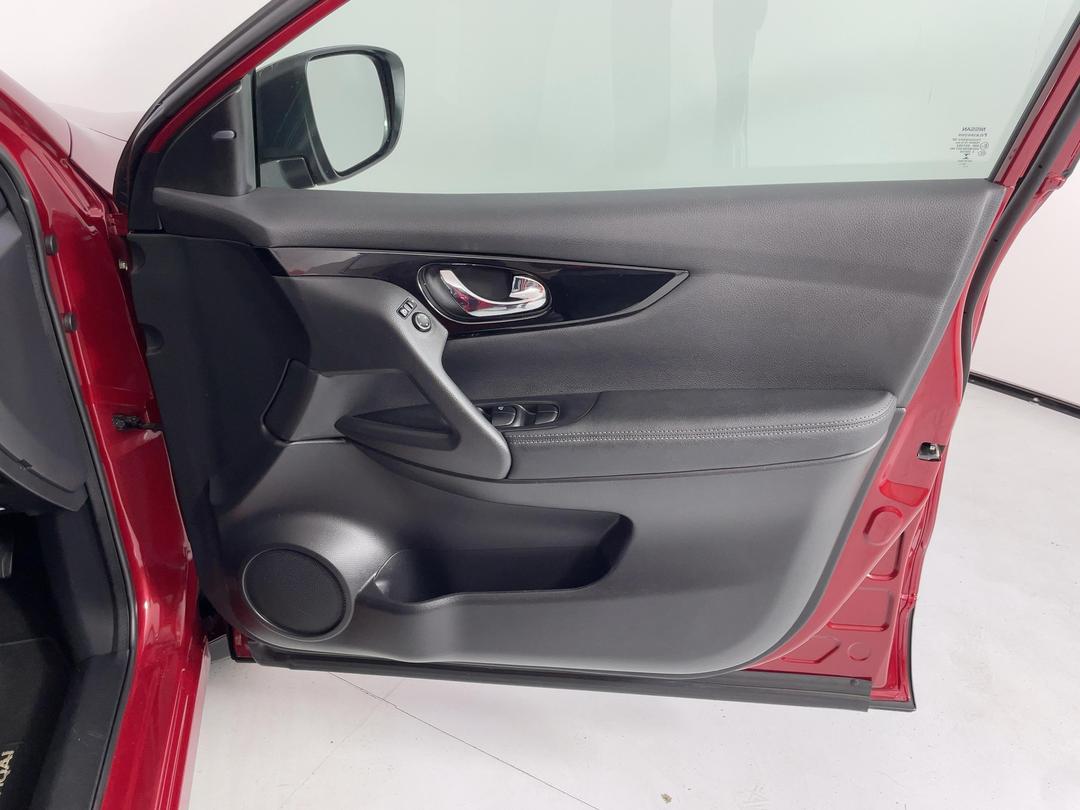 Photo '15' of Nissan Qashqai