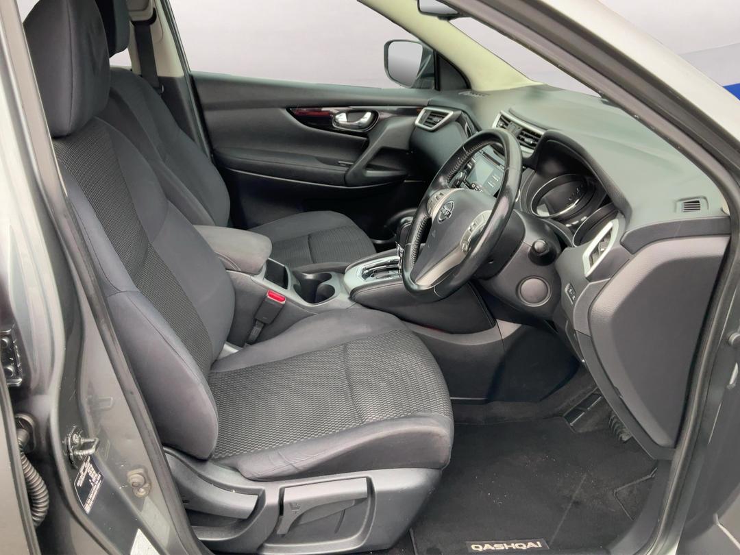 Photo '16' of Nissan Qashqai