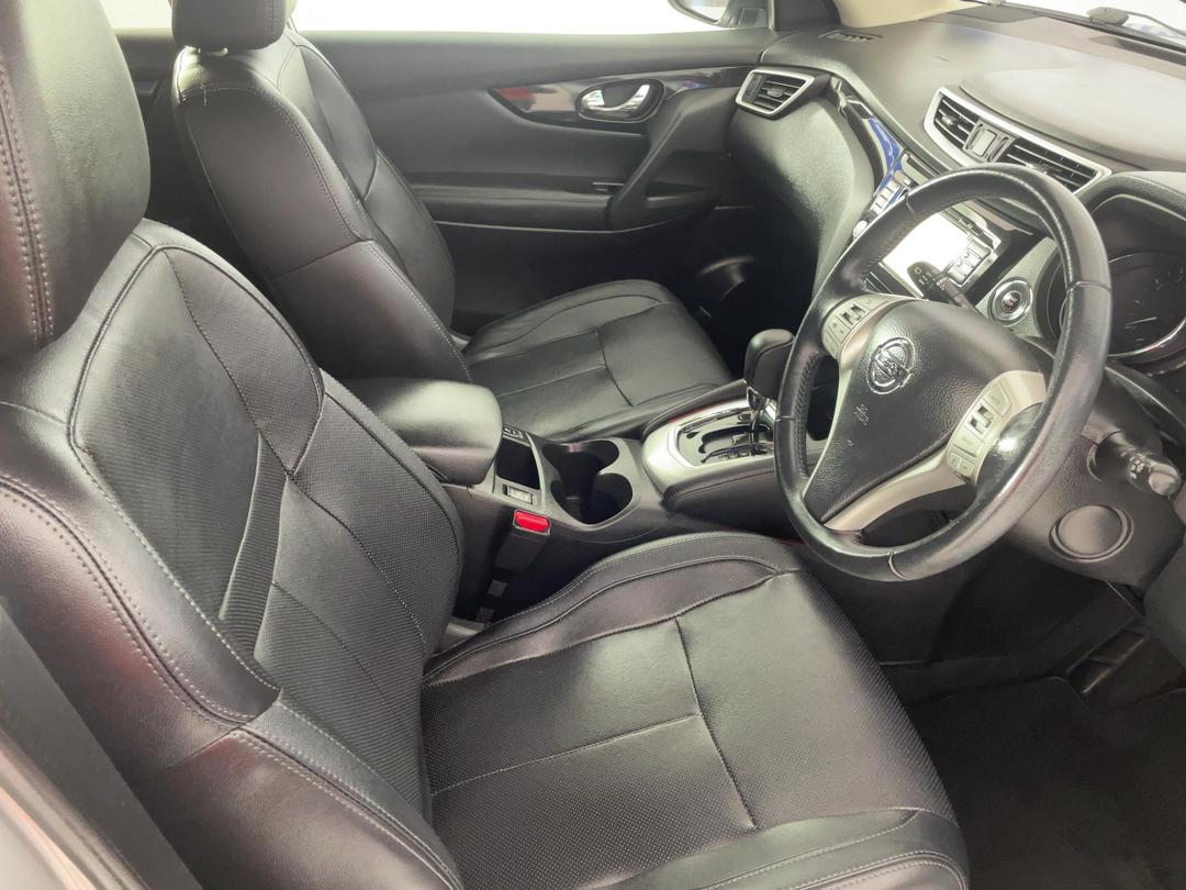 Photo '16' of Nissan Qashqai