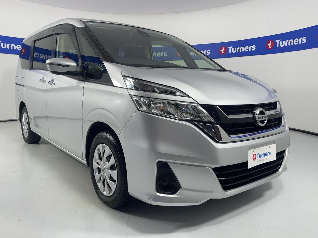 Photo '1' of Nissan Serena