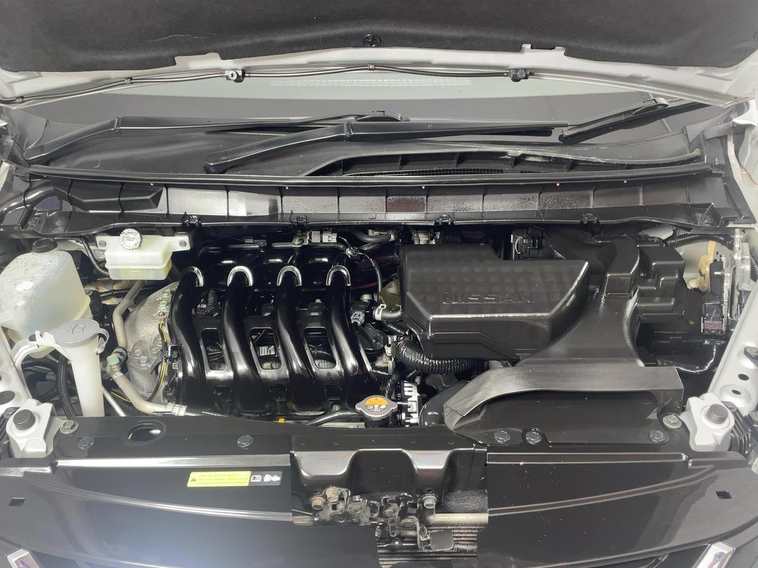 Photo '13' of Nissan Serena