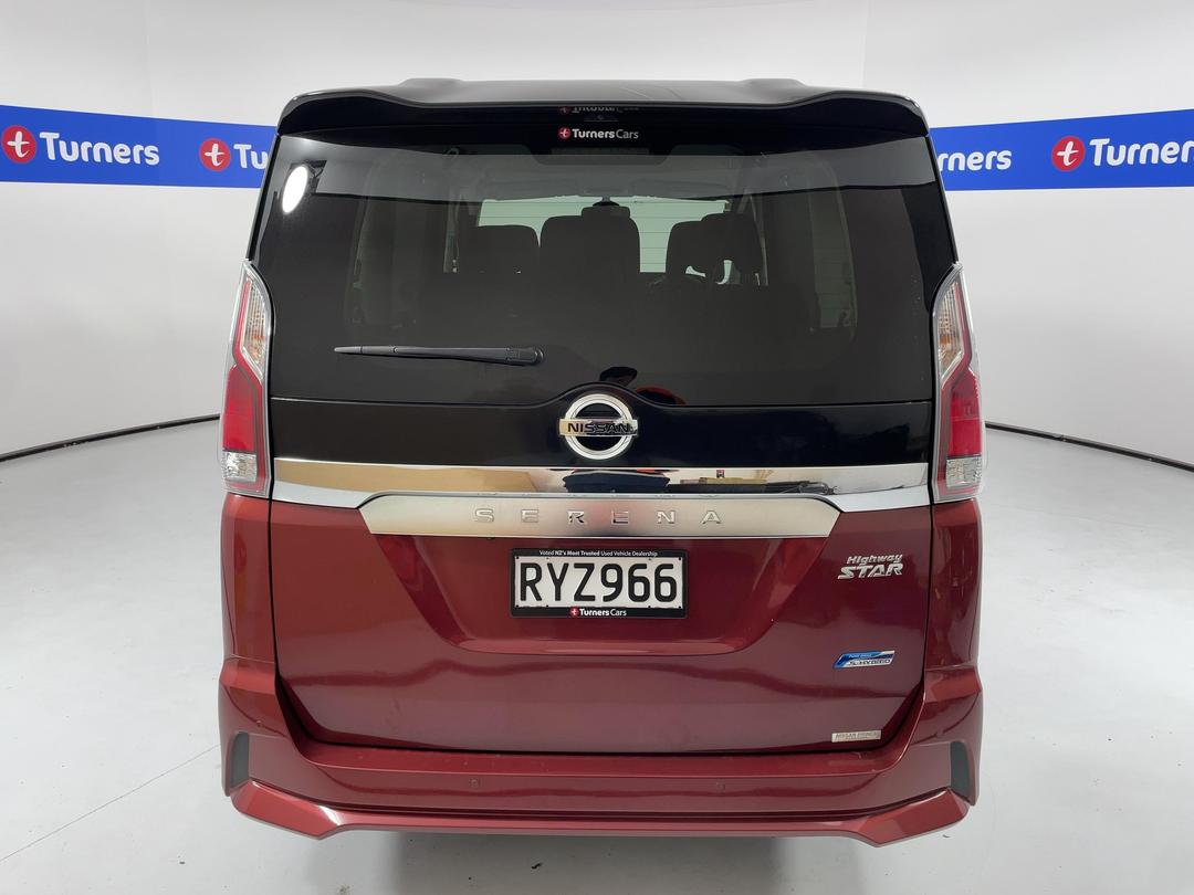 Photo '6' of Nissan Serena