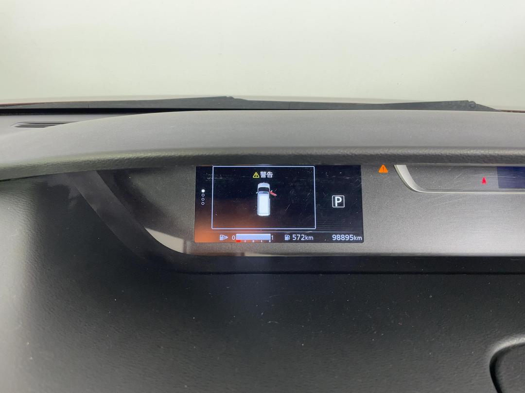 Photo '20' of Nissan Serena