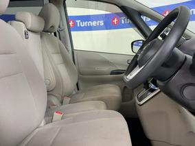 Photo '16' of Nissan Serena