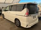 Thumbnail '4' of Nissan Serena