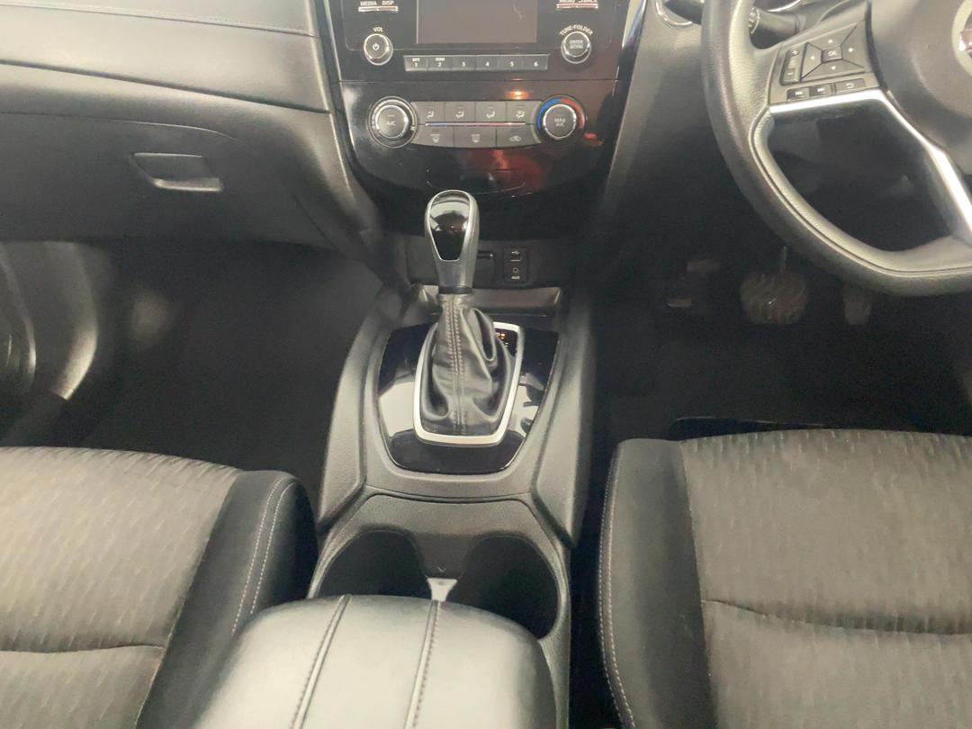 Photo '18' of Nissan X-Trail