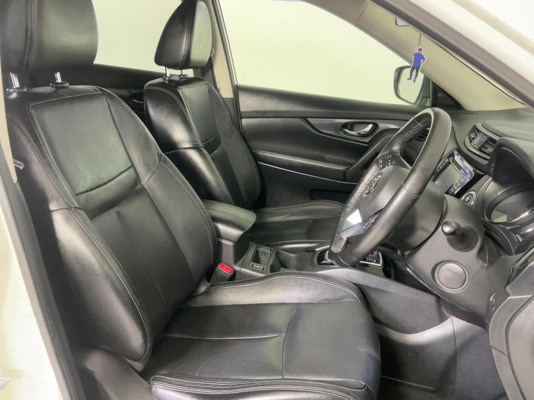 Photo '16' of Nissan X-Trail