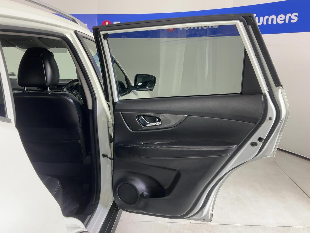 Photo '19' of Nissan X-Trail