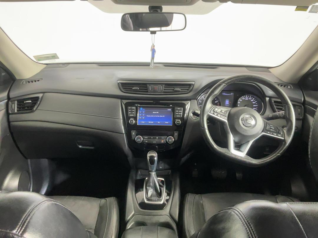 Photo '17' of Nissan X-Trail