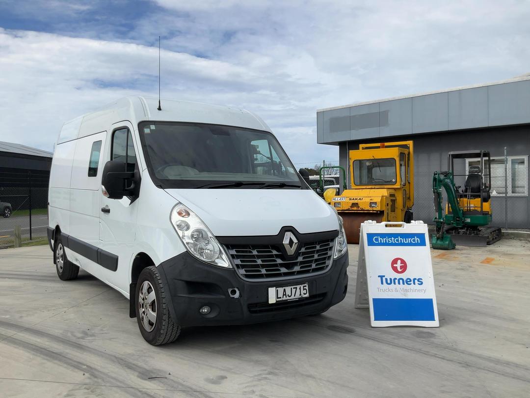 Photo '1' of Renault Master VAN L2H2 2.3D/6AM Van