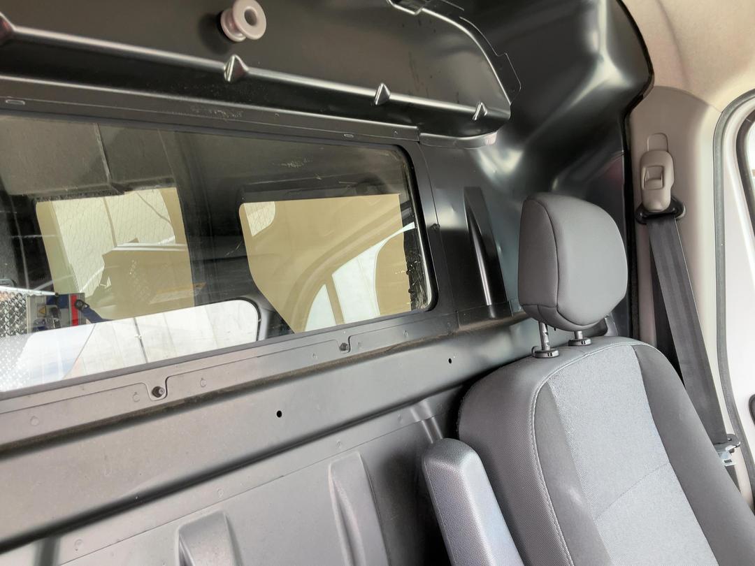 Photo '17' of Renault Master VAN L2H2 2.3D/6AM Van