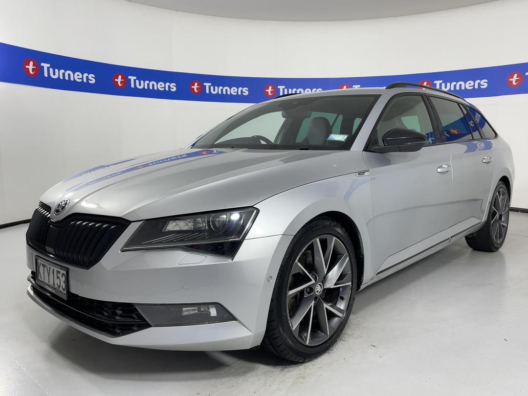 Photo '4' of Skoda Superb