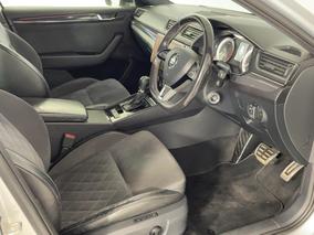 Photo '16' of Skoda Superb