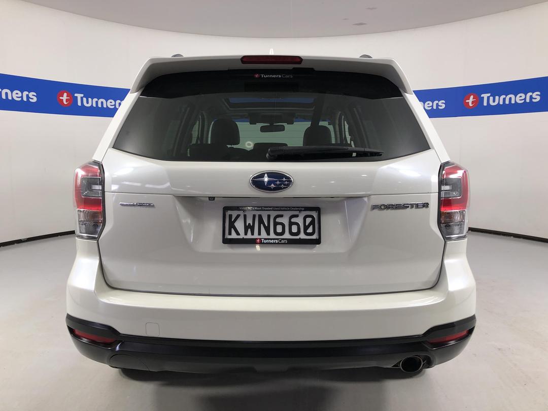 Photo '6' of Subaru Forester