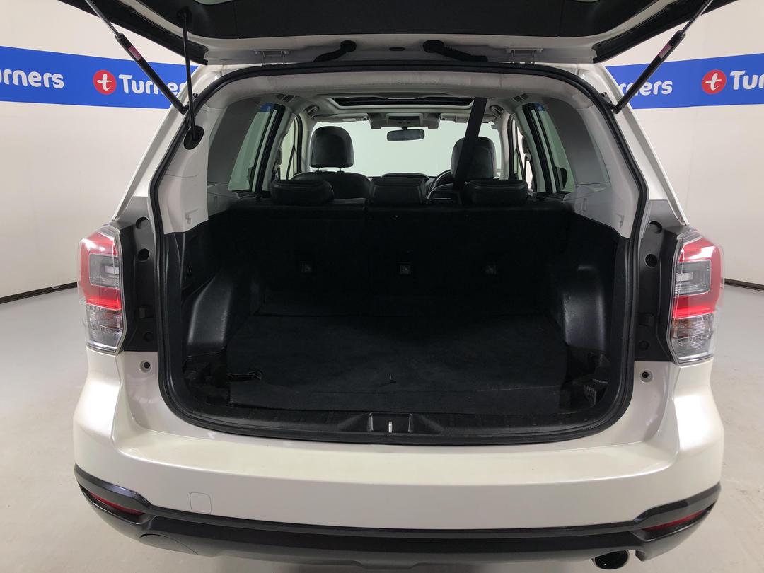 Photo '14' of Subaru Forester