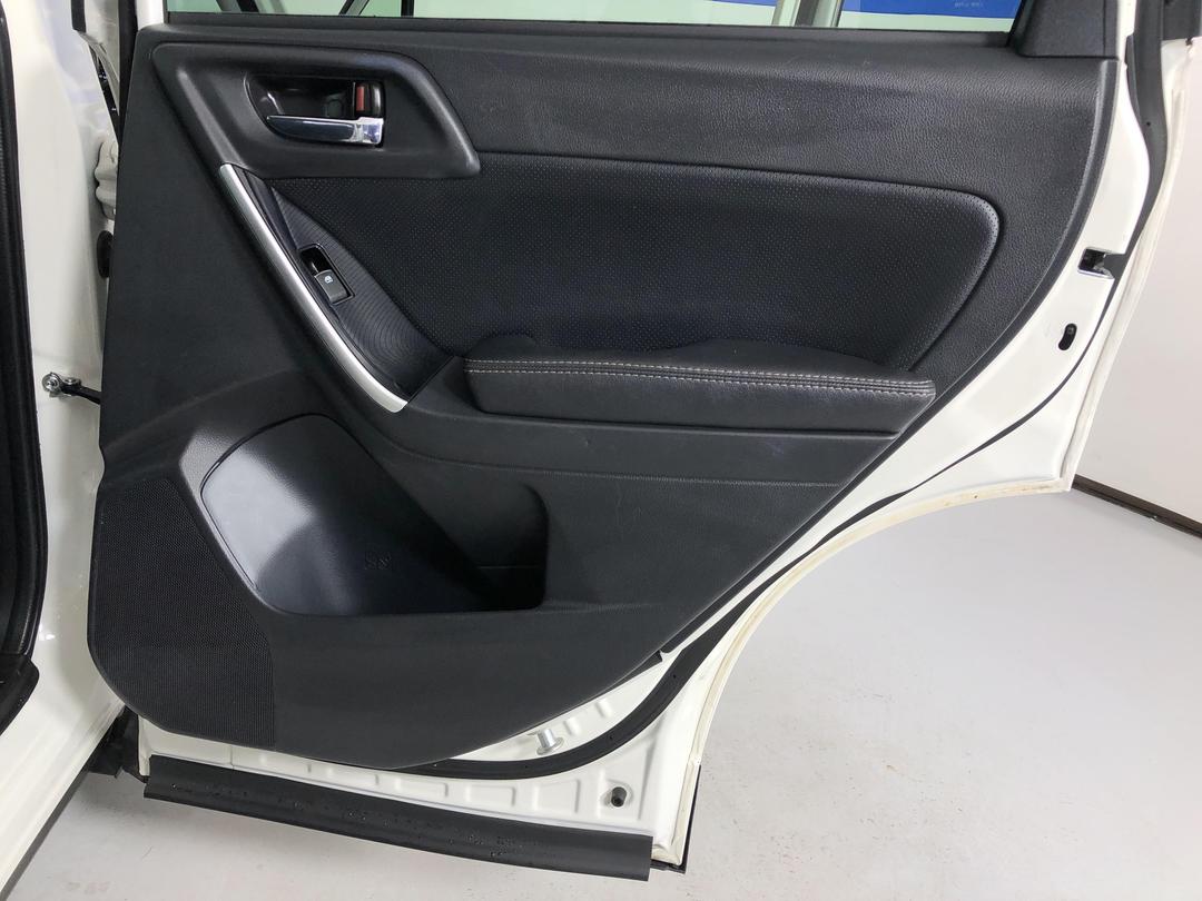 Photo '19' of Subaru Forester