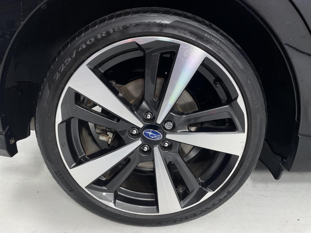 Photo '12' of Subaru Impreza