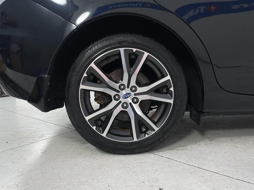 Photo '12' of Subaru Impreza