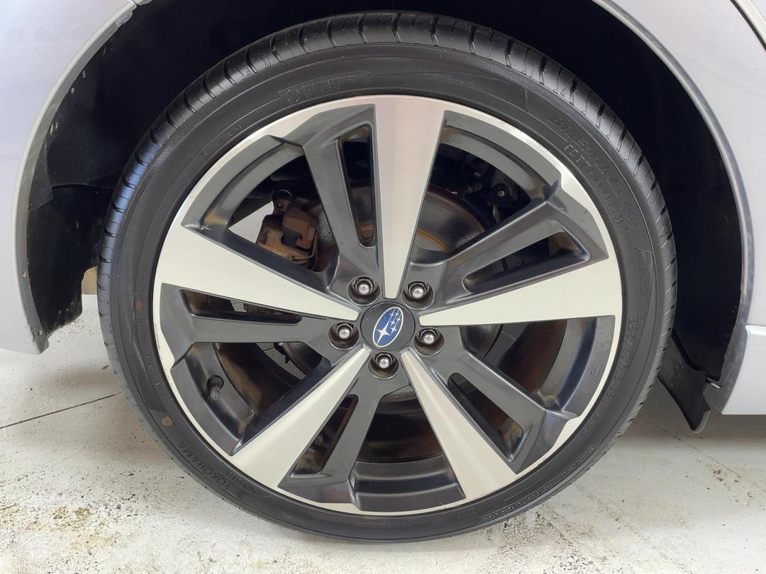 Photo '12' of Subaru Impreza