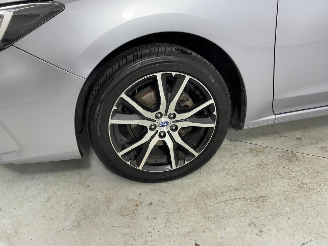 Photo '10' of Subaru Impreza