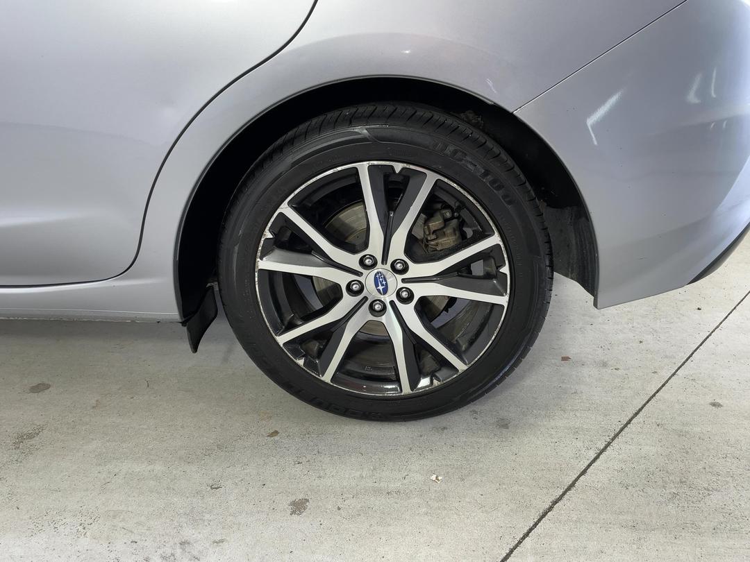 Photo '11' of Subaru Impreza