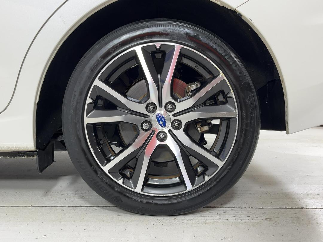 Photo '11' of Subaru Impreza