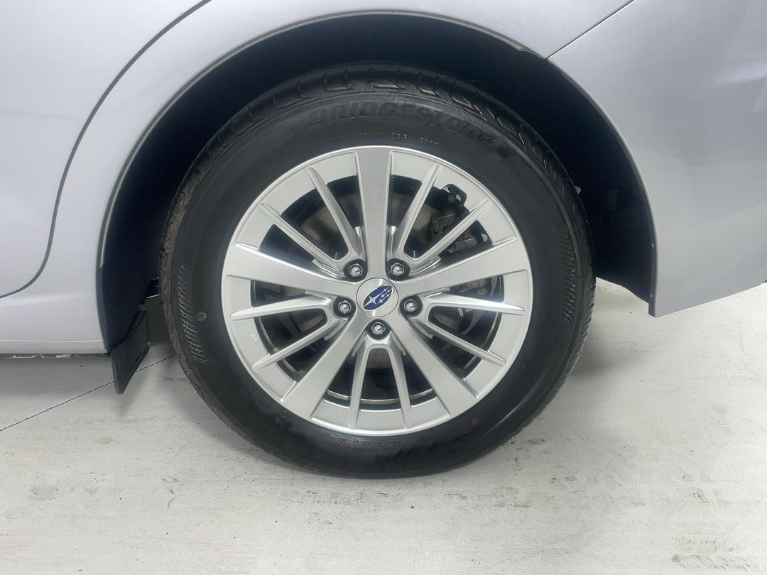 Photo '11' of Subaru Impreza
