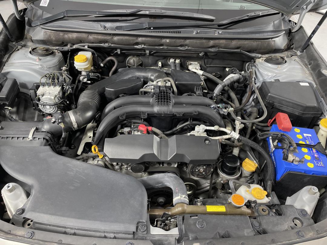 Photo '13' of Subaru Outback